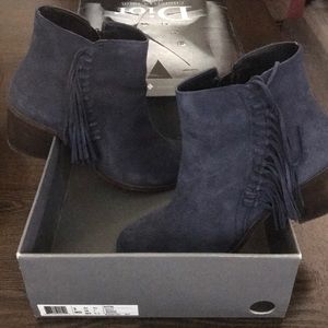 Women’s Kenneth Cole Reaction boots